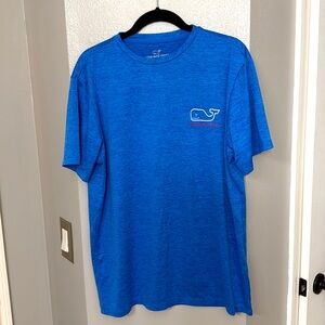 EUC Vineyard Vines performance tee